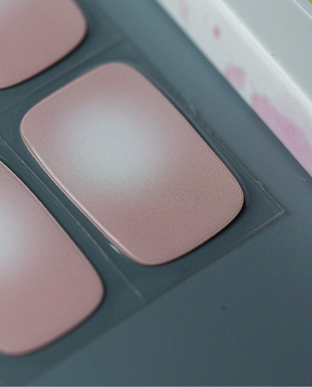 UV Gel Wraps Rosy Aurora – Designübersicht der selbstklebenden Gel Wraps
