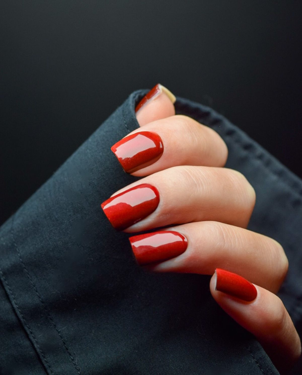 UV Gel Wraps Mitternachtsrot – rote Nailwraps mit Glanz und Cat-Eye Effekt