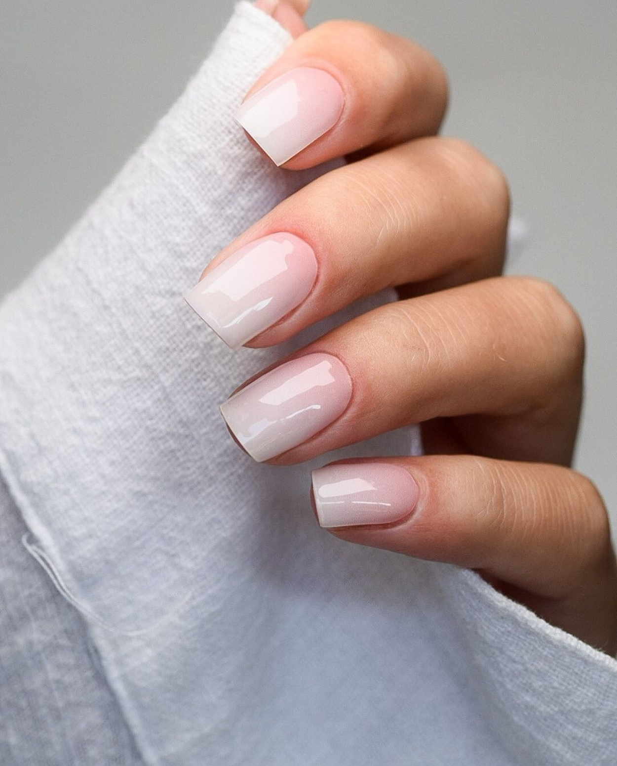 UV Gel Wraps UV Babyboomer Milky Blush – sanfte Babyboomer Nailwraps mit Glanz