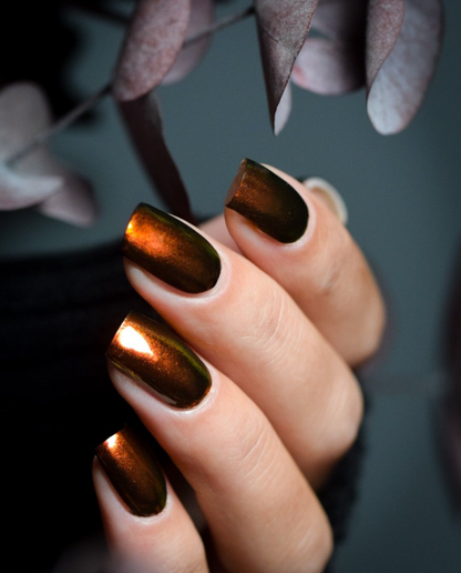 Copper Flame – Verpackung mit UV Gel Wraps im Kupfer-Grün Design.