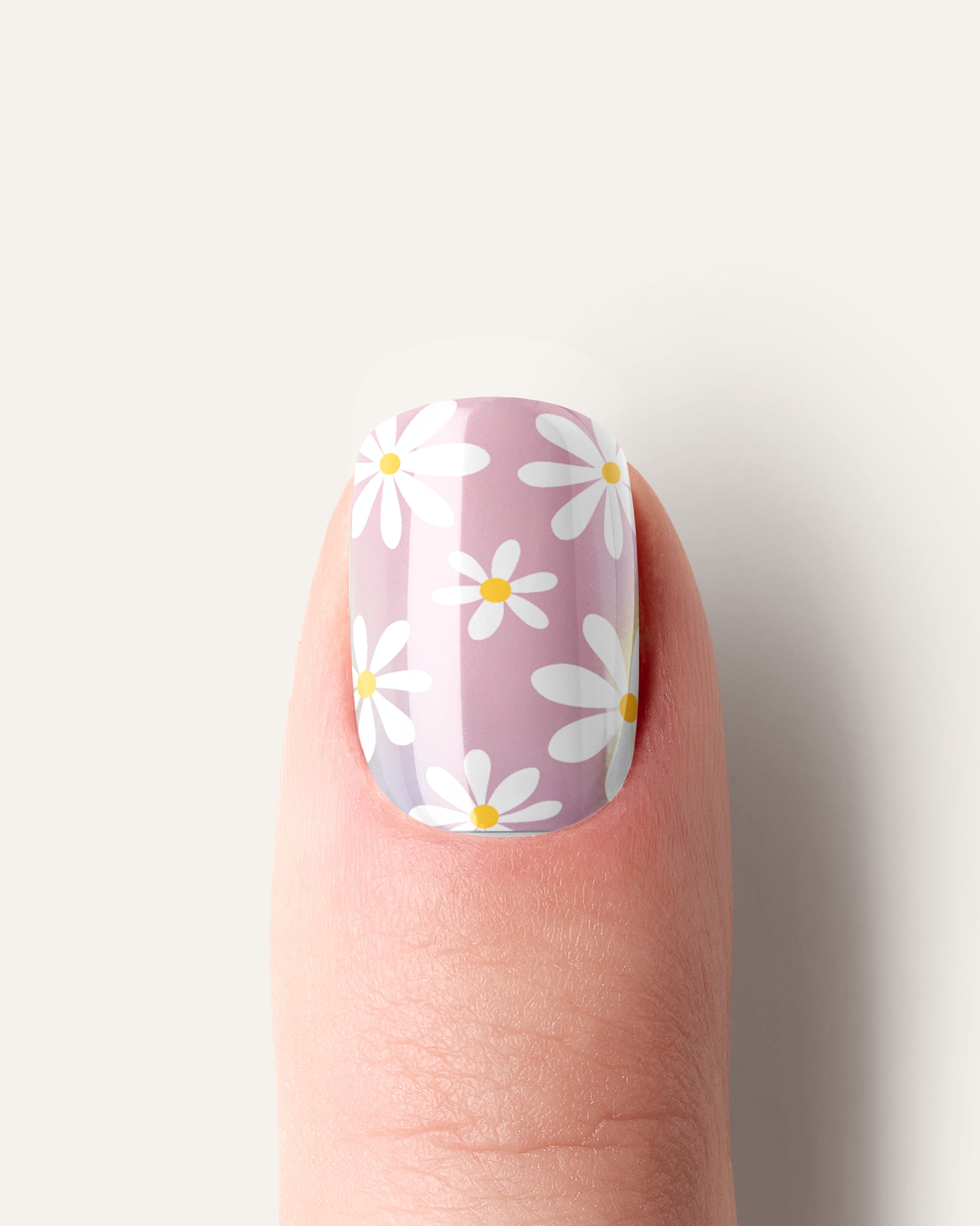 UV Nailwraps Tiny Blooms Produktbild auf einzelnem Fingernagel