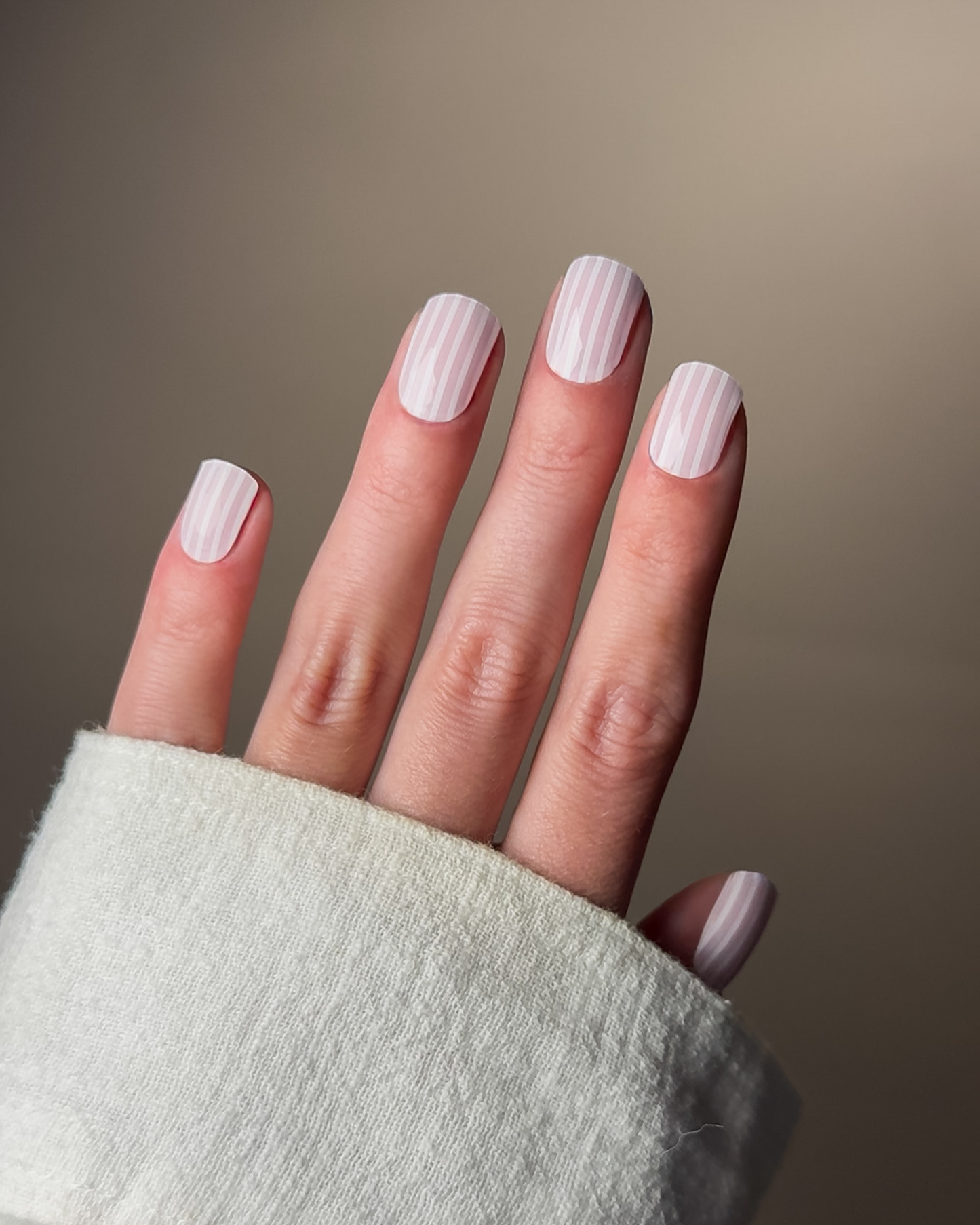 Summer Stripes Design Nahaufnahme Nagel