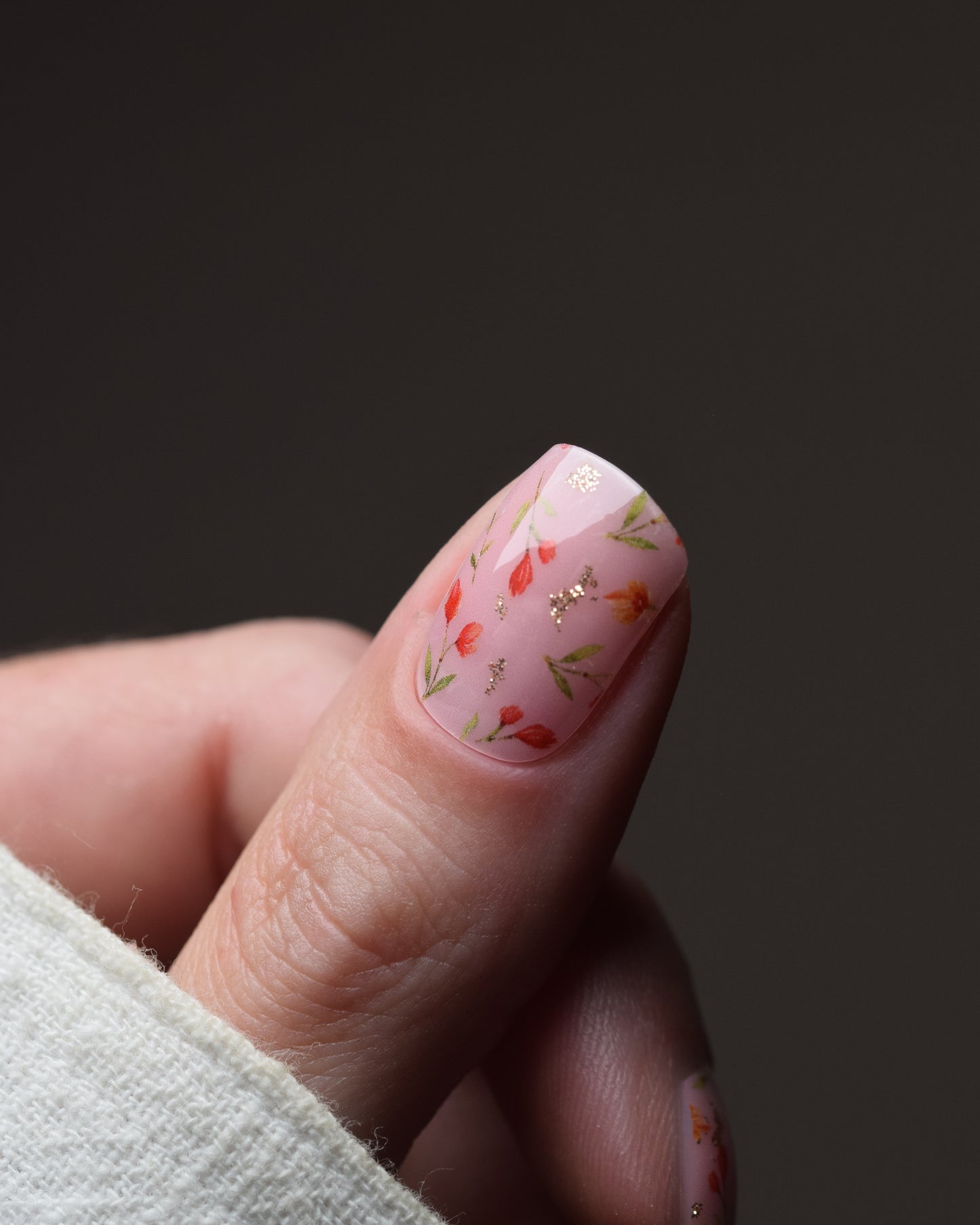 Spring Bloom Design mit Glitzer und Blüten