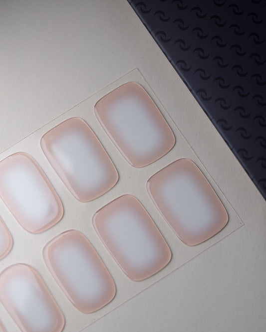 Aura UV Nailwraps milchiger Roséton Detail