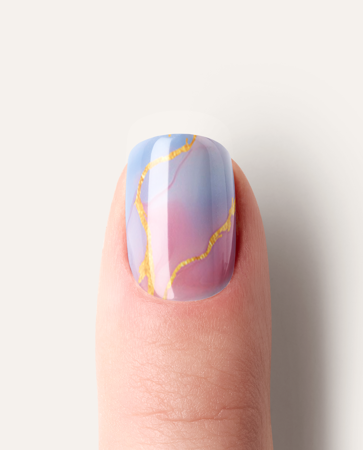 UV Gel Wraps Mystic Marble – Maniküre Ergebnis