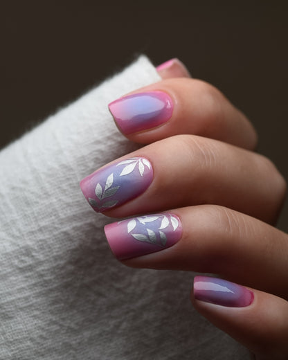 Holo Leaves