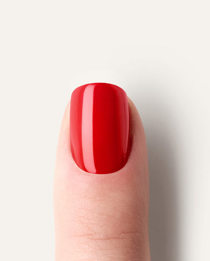 UV Gel Wrap Cherry Royal getragen – klassisches Rot mit edlem Glanz