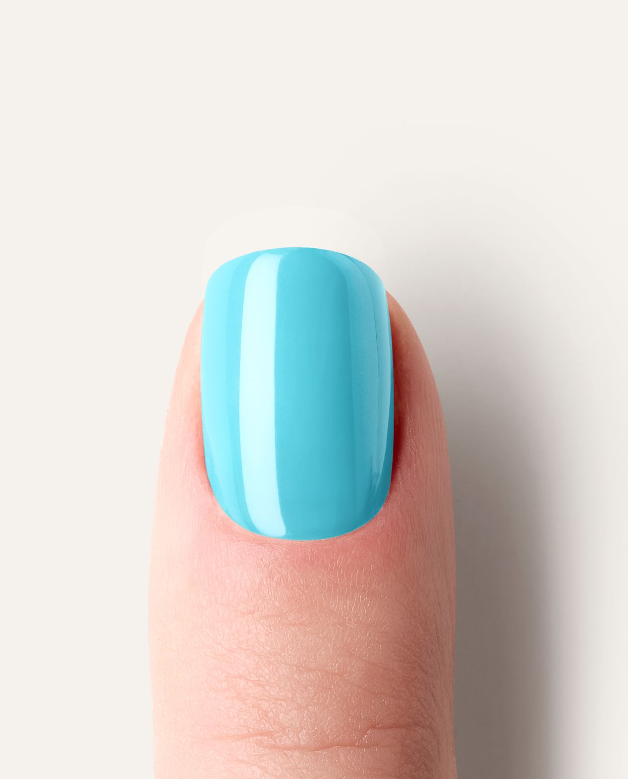 Detailaufnahme Nagel – Icebreaker Türkisblau glänzend.