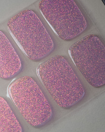 Detailansicht der UV Gel Wraps Silk Shimmer mit feinem, gleichmäßigem Glanz