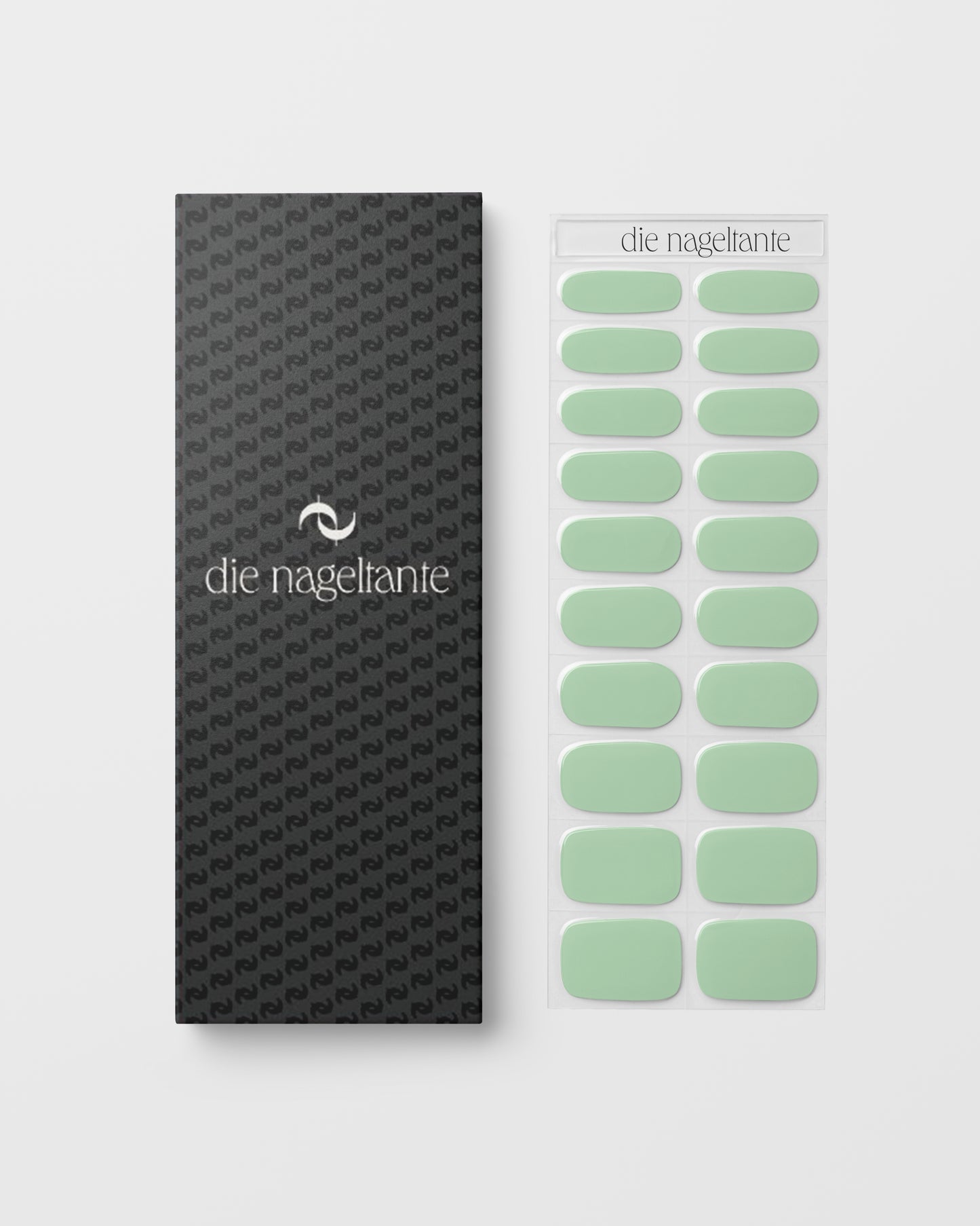 Nahaufnahme der Soft Olive UV Gel Wraps – sanftes, modernes Olivgrün mit feinem Glanz.
