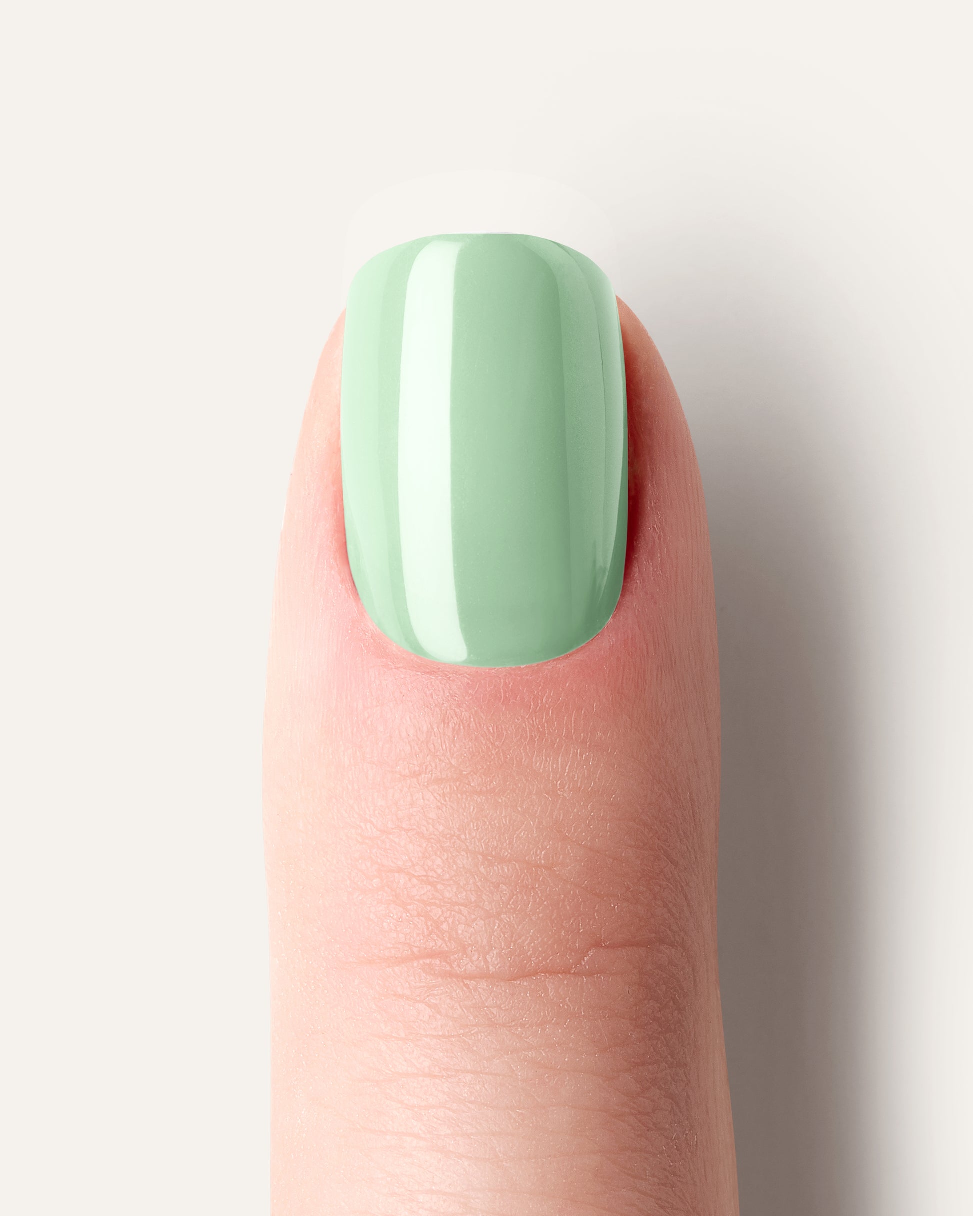 Soft Olive UV Gel Wraps – zartes Olivgrün mit natürlichem, elegantem Finish.
