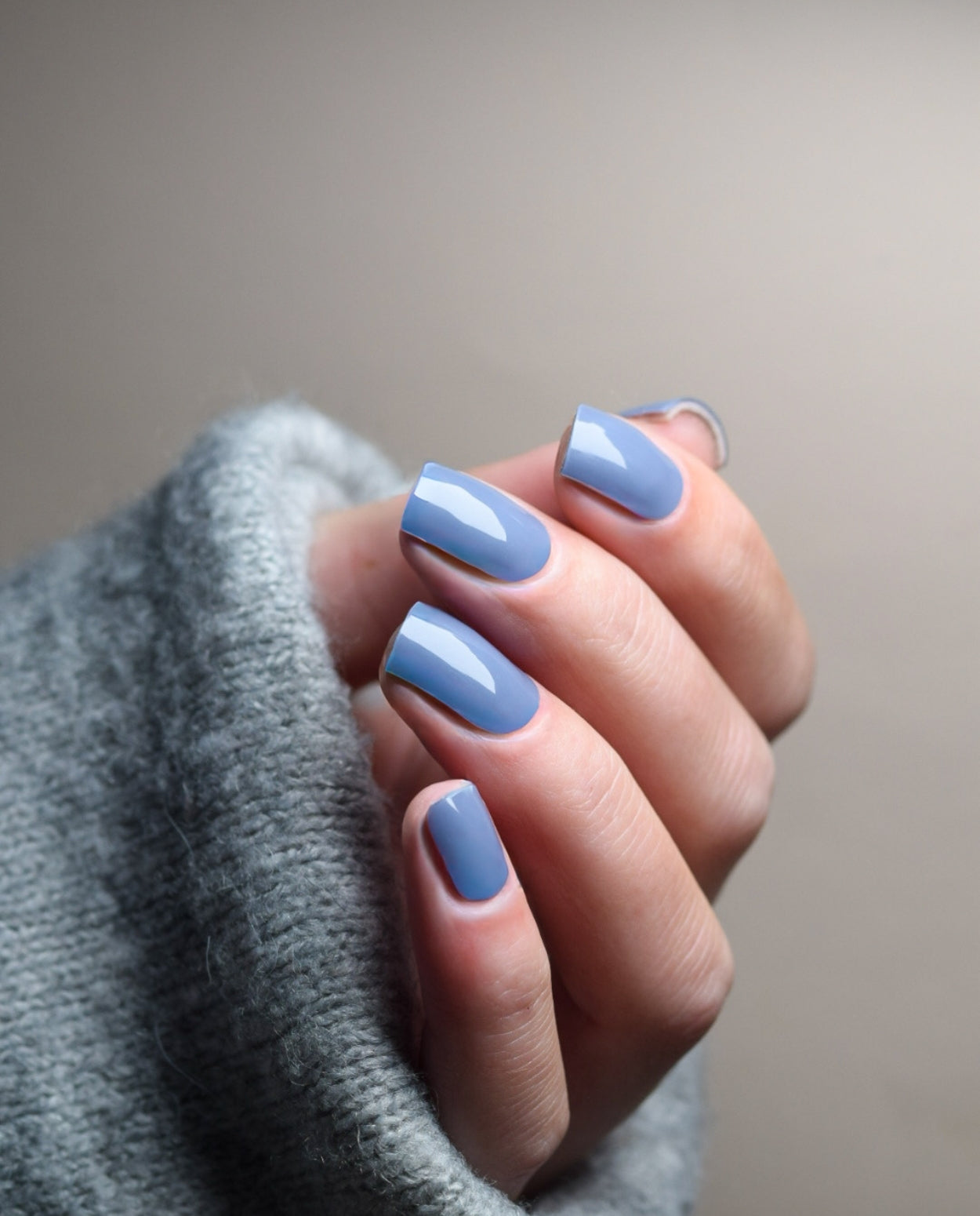 Stone Blue UV Gel Wraps – kühles Graublau mit eleganter, moderner Ausstrahlung.

