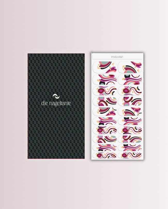 Verpackung der Pinkasso Nailpolish Wraps inklusive Folienbogen und Anleitung.