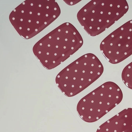 ruby-dots-uv-gel-wraps-anwendungsvideo